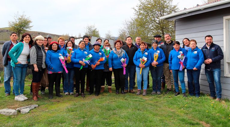 Con encuentro en la localidad de Valle Simpson celebraron  Día Internacional de la Mujer Rural y Día Mundial de la Alimentación