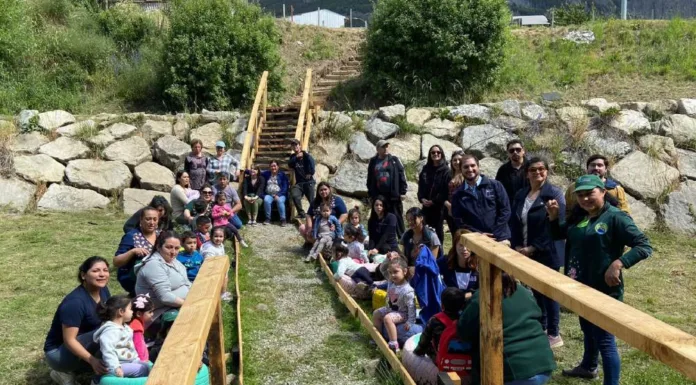 Con Fondo de Protección Ambiental, vecinos y vecinas recuperan punto de encuentro en Quebrada La Cruz