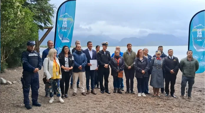 Armada entregó al Municipio de Aysén administración del borde costero en Bahía Acantilada