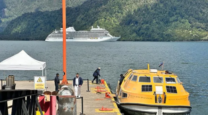 Recalada del “Seven Seas Splendor” cierra primera parte de la Temporada de Cruceros de Emporcha