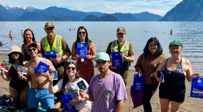 INJUV Aysén difunde en terreno su oferta programática 2024 y programa Hablemos de Todo