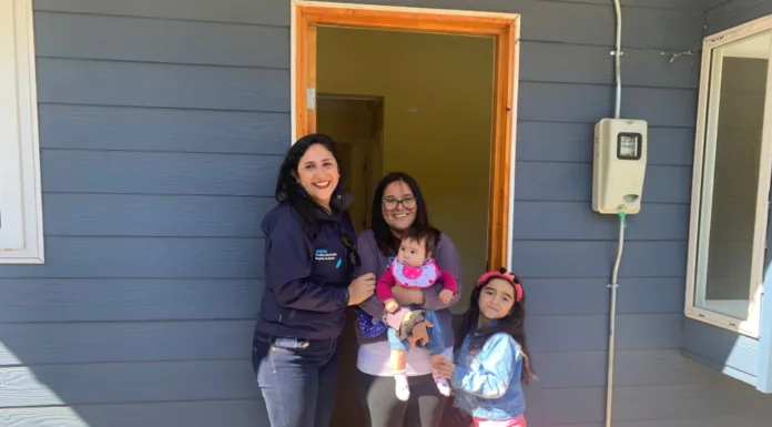 Vecinos de la comuna de Chile Chico recibieron su casa propia