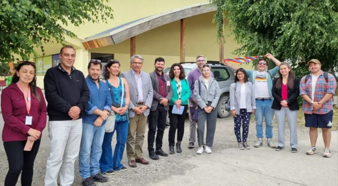 Ministerio de Trabajo y Previsión Social Aysén se reúnen con diversidades sexogenéricas para abordar temas laborales, inclusión e información programática