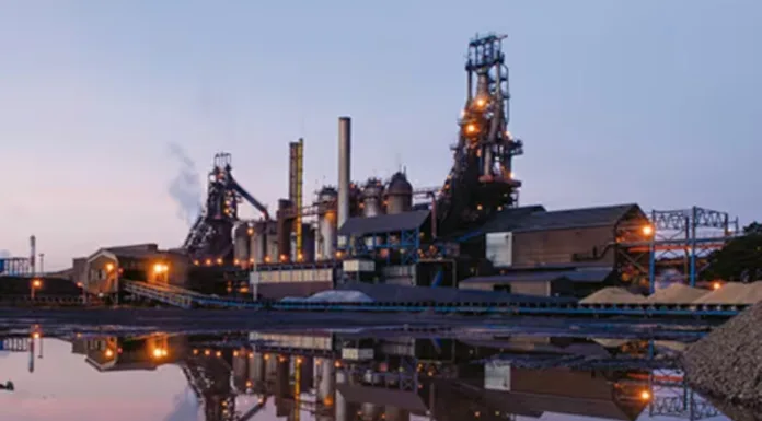 Ante crisis de Siderúrgica Huachipato: diputados presentan proyecto para establecer una sobretasa arancelaria al acero chino