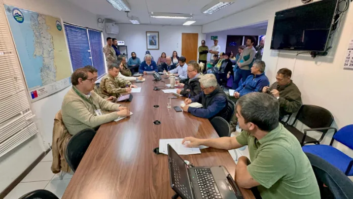 Organismos técnicos del Estado expusieron situación del glaciar Exploradores en Mesa Técnica de Montaña convocada por el Gobierno