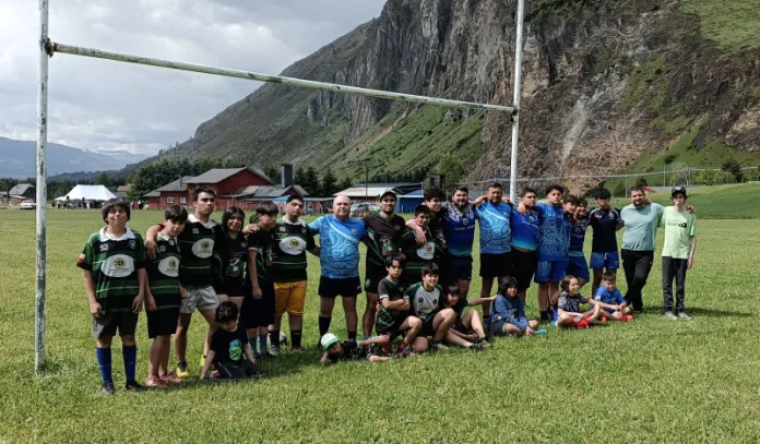 Encuentro de Rugby entre Waka Patagonia y Jaguarundi reunió a la familia del rugby en la Patagonia