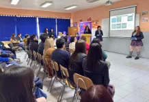 Estudiantes del Colegio Alborada realizan taller sobre prevención de violencias de género para sus profesores y profesoras