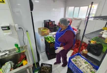 Ecomercado Solidario llega a 100 familias recuperando más de 2 toneladas de alimentos