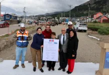 Vecinos/as celebran inicio de la Pavimentación en la faja sur de Avenida Divisadero Oriente de Coyhaique