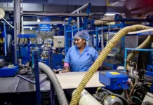 Corfo impulsa innovación en Pymes con convocatorias para absorción tecnológica y capital humano especializado