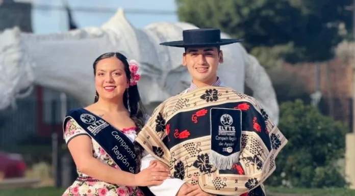 Pareja de Carabineros representará a la región de Aysén en Campeonato Nacional en Salamanca