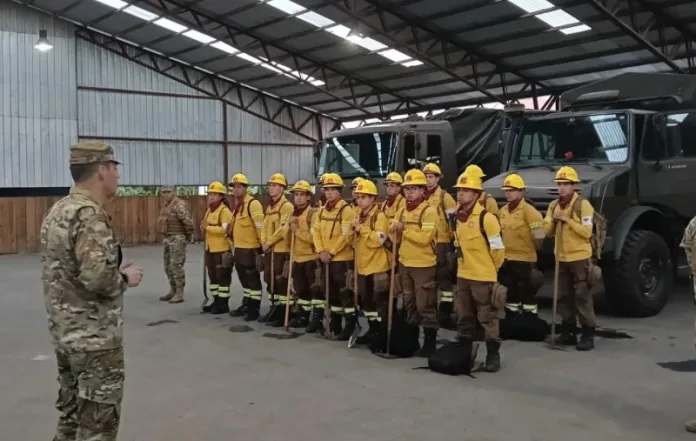 Ejército se despliega para apoyar a la comunidad ante incendios en BíoBío y Ñuble