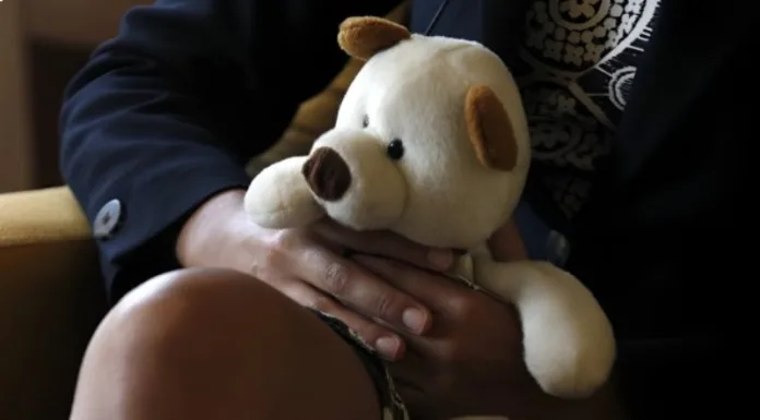 Siete de cada 10 menores que llegaron a las comisarías en 2025 lo hicieron como víctimas