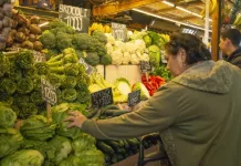 IPC cae en diciembre: Inflación anual llegó a su nivel más bajo en cinco años