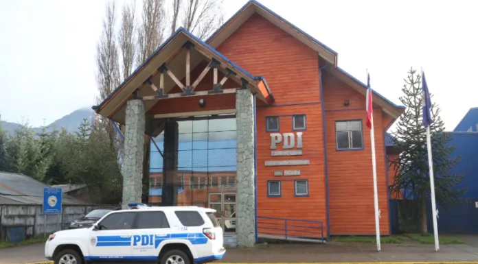 APODERADA DE COLEGIO DE PUERTO AYSÉN POR ROBO DE 5 MILLONES DE PESOS