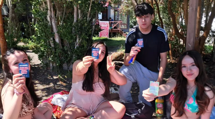 INJUV refuerza el autocuidado y la salud mental juvenil en balnearios de la región