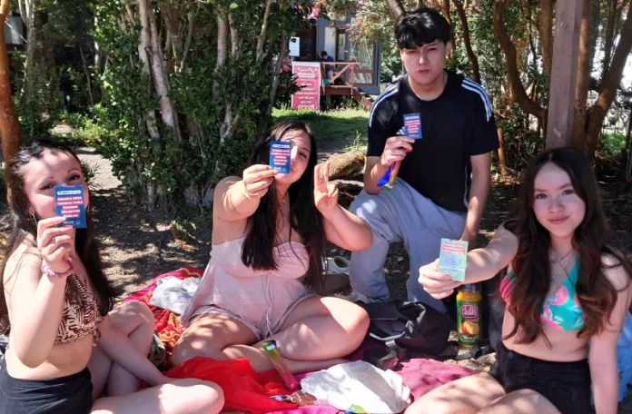 INJUV refuerza el autocuidado y la salud mental juvenil en balnearios de la región