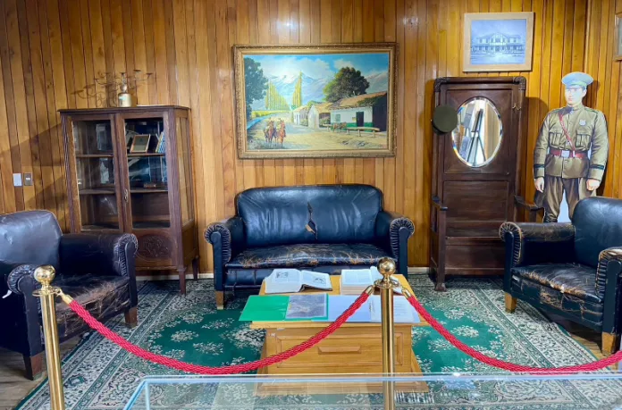 Delegación Provincial de Aysén entrega mobiliario del General Marchant al Museo de Carabineros