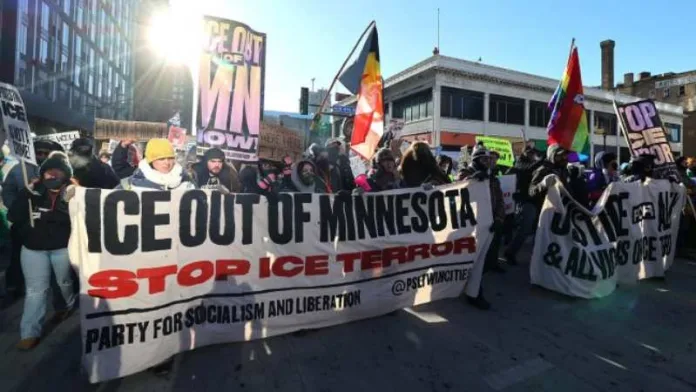 Chileno en Minnesota: ICE está en todas partes, incluso en colegios