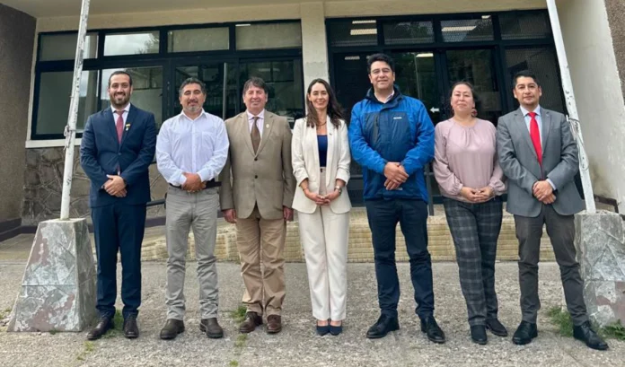 Delegada presidencial se reúne con los alcaldes de la región para coordinar trabajo en beneficio de sus comunidades
