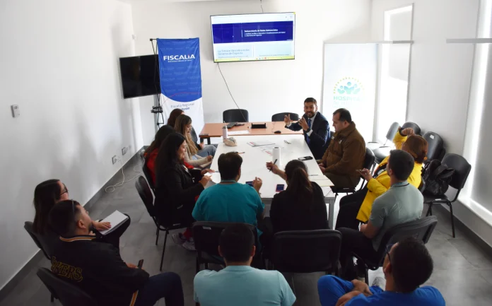 Realizan capacitación a profesionales de la salud sobre procedimientos relevantes en denuncias y peritajes