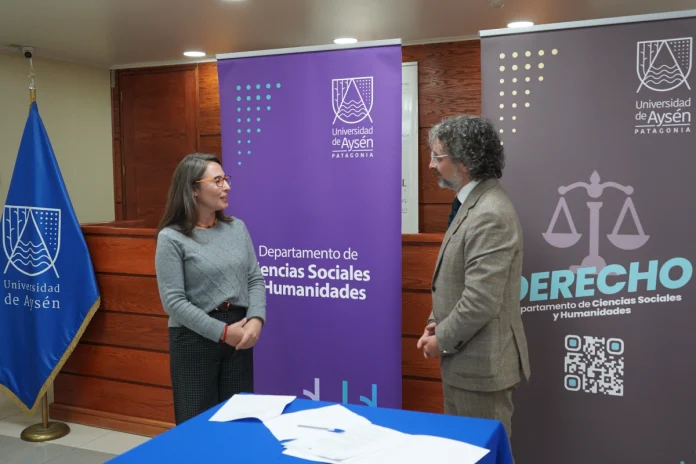 UAysén firma convenio con el Consejo de Defensa del Estado e inicia el año académico de Derecho con charla magistral