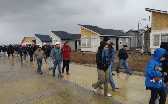 Seremi de Vivienda constató avance del 52% en la construcción de 80 soluciones para el comité “Esperanza Patagona” en Balmaceda