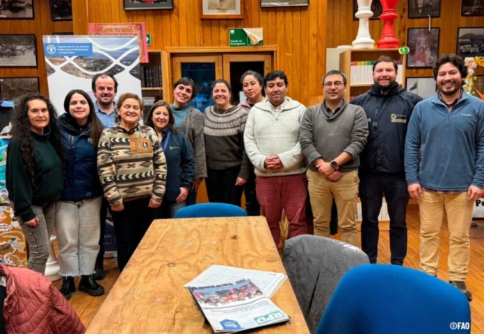 En localidades de Cisnes: GEF Gobernanza Marino Costera realizó encuentros públicos junto al Ministerio del Medio Ambiente, SUBPESCA y SERNAPESCA