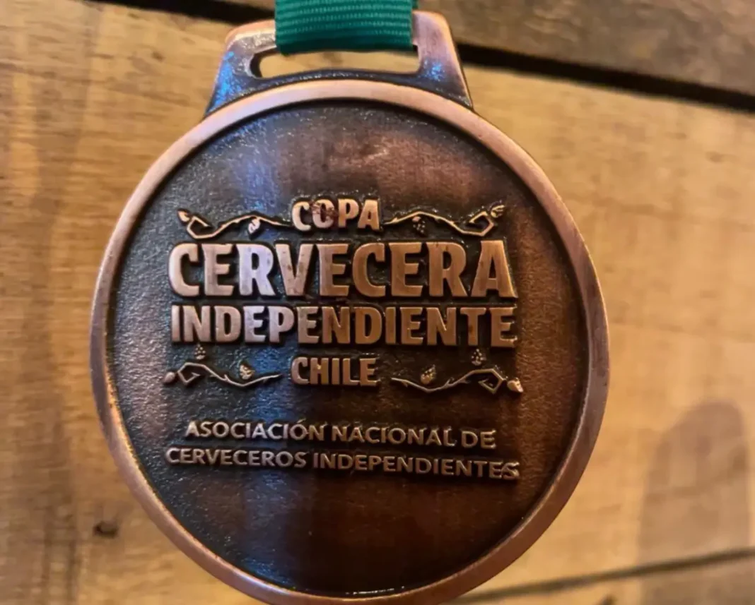 Rebelion medalla