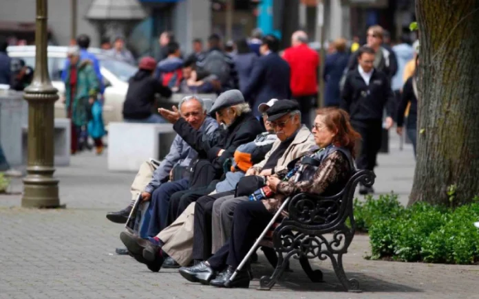 IPS llama a pensionados por leyes de reparación de 75 o más años a solicitar la PGU