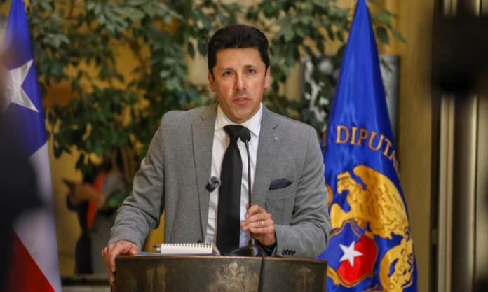 Diputados RN impulsan proyecto para sancionar el lucro con el comercio sexual adulto y golpear las finanzas del crimen organizado