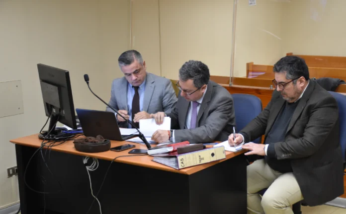 Juzgado de Garantía de Coyhaique reabre investigación por fraude al Fisco para diligencias específicas solicitadas por la Defensa