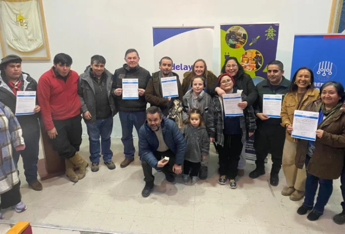 Estudiantes de Chile Chico se certifican como instaladores eléctricos con apoyo de Edelaysen