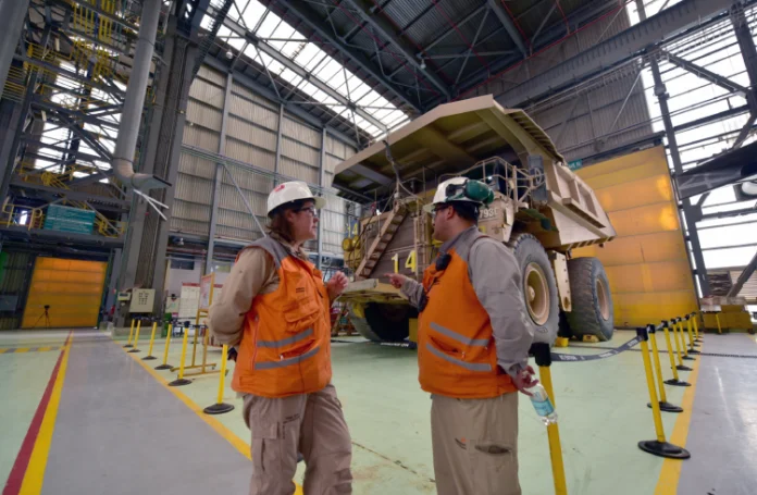 Seremi de Minería promueve cursos gratuitos del Sence para ampliar oportunidades laborales en el sector