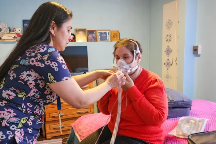 Usuarios de la región de Aysén reciben ventiladores mecánicos no invasivos en su domicilio