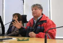 Diputado René Alinco pide aclarar eventual diferencia de trato en casos de viajes durante licencias médicas