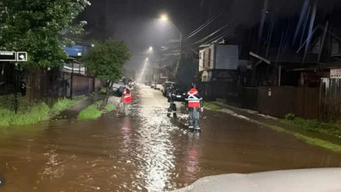 Sistema frontal deja más de 100 viviendas afectadas entre Maule y Los Lagos: Corral concentra la mayor emergencia